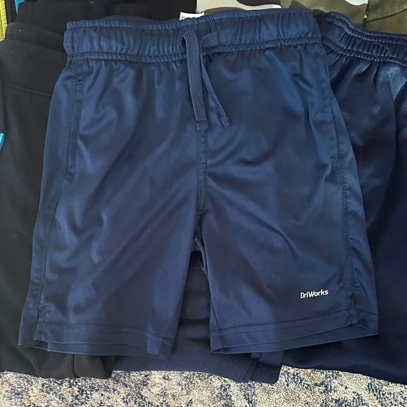 Boys size 8 Activewear Bundle - Picture 2 of 7